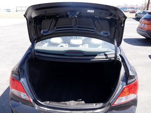 Used 2012 Hyundai Accent GLS w/ Premium Pkg 3 image 10