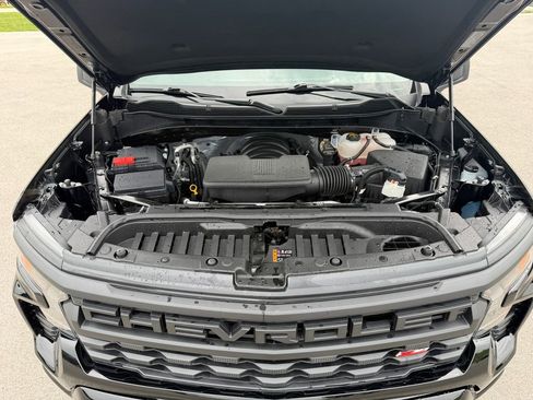 Used 2024 Chevrolet Silverado 1500 Custom Trail Boss AWD/4WD image 43
