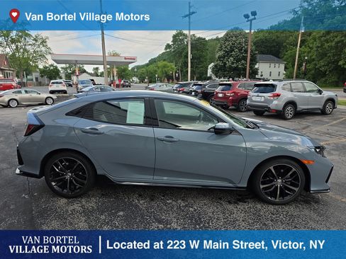Used 2021 Honda Civic Sport image 4