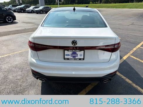 New 2026 Volkswagen Jetta GLI Autobahn FWD image 6