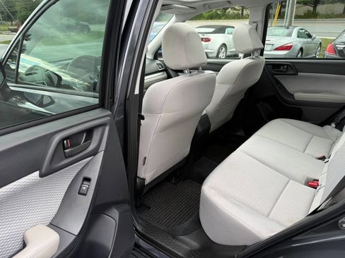 Used 2018 Subaru Forester 2.5i Premium image 15