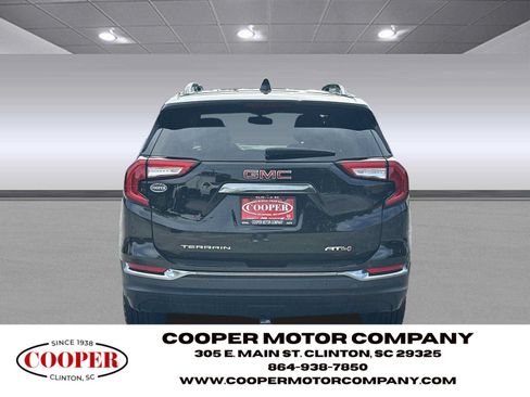 Used 2024 GMC Terrain AT4 w/ Tech Package AWD/4WD image 4