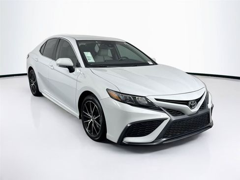 Certified 2024 Toyota Camry SE w/ Convenience Package FWD image 7