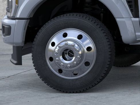 New 2026 Ford F450 Platinum w/ FX4 Off-Road Package AWD/4WD image 19