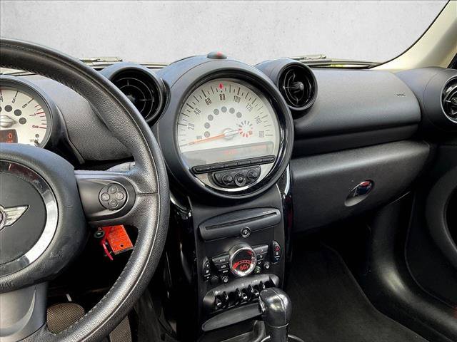 Used 2014 MINI Cooper Countryman FWD image 8