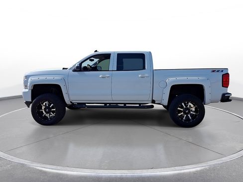 Used 2018 Chevrolet Silverado 1500 LT w/ All Star Edition AWD/4WD image 5