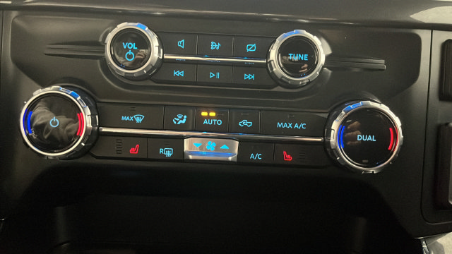 Used 2022 Ford F150 XLT w/ Equipment Group 302A High AWD/4WD image 16