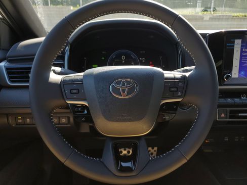New 2026 Toyota Camry SE FWD image 19