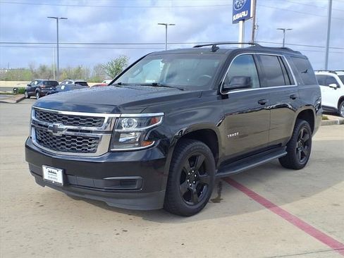 Used 2017 Chevrolet Tahoe LT w/ LT Midnight Edition image 3