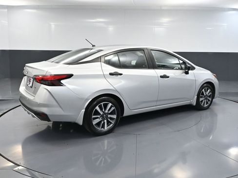 Used 2024 Nissan Versa S w/ S Plus Package image 6