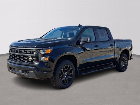 Used 2025 Chevrolet Silverado 1500 Custom AWD/4WD image 3