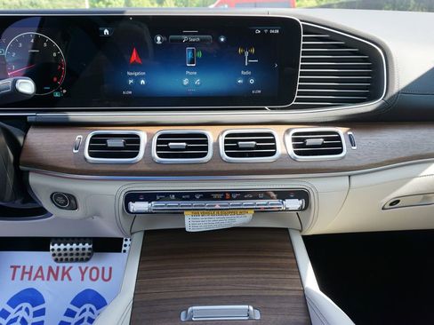 New 2026 Mercedes-Benz GLS 450 4MATIC image 29