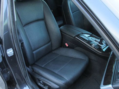 Used 2016 BMW 528i Sedan image 29