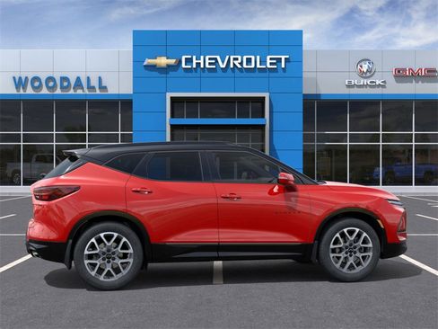 Used 2024 Chevrolet Blazer RS w/ Driver Confidence II Package image 5