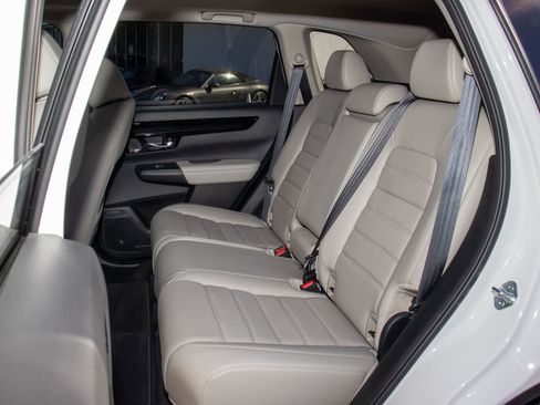 Used 2024 Honda CR-V EX-L image 17