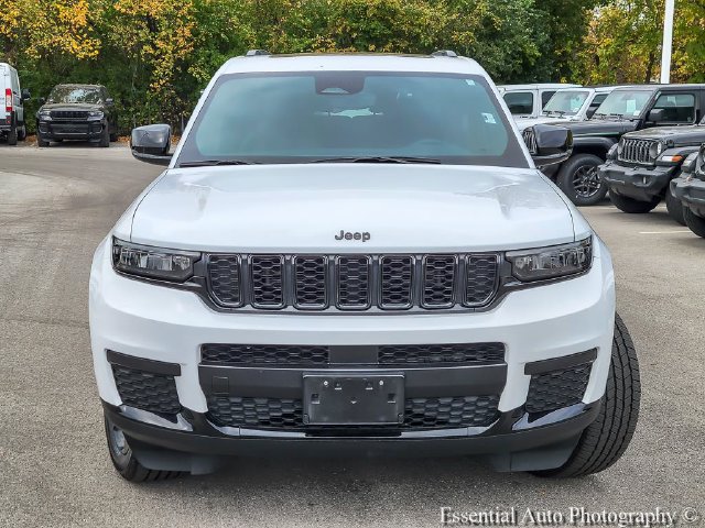 Certified 2024 Jeep Grand Cherokee L Altitude AWD/4WD image 4
