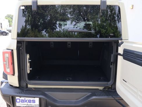 Used 2025 Ford Bronco Badlands AWD/4WD image 9