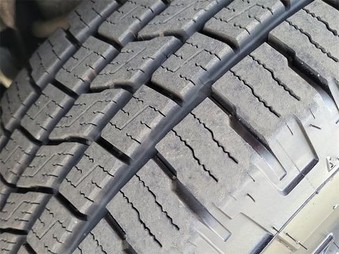 Used 2017 Chevrolet Silverado 1500 LT w/ All Star Edition image 27