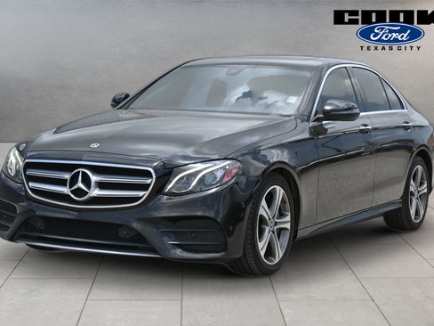 Used 2017 Mercedes-Benz E 300 image 1