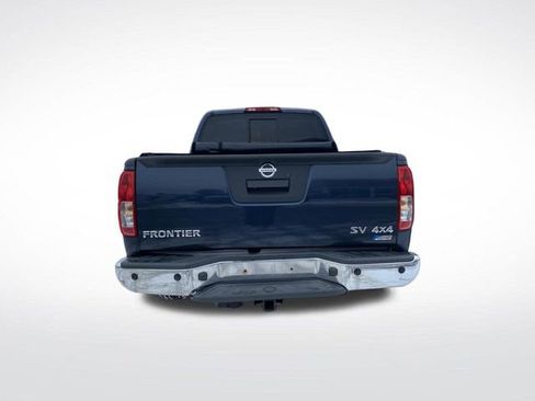Used 2017 Nissan Frontier SV w/ SV Value Truck Package image 12