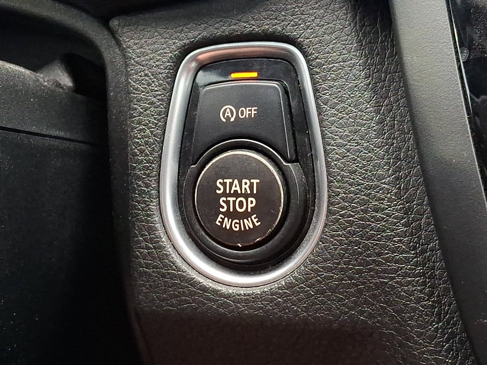 Used 2015 BMW M4 Convertible RWD image 23