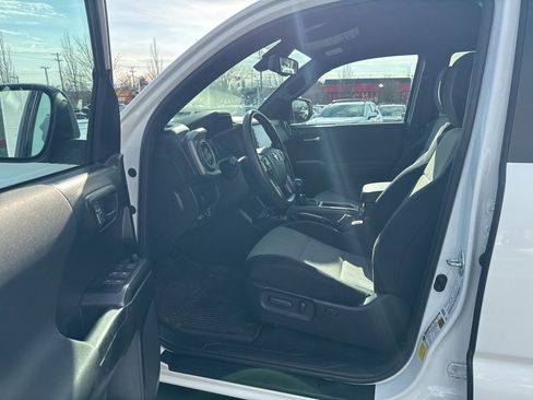 Certified 2023 Toyota Tacoma TRD Sport image 8
