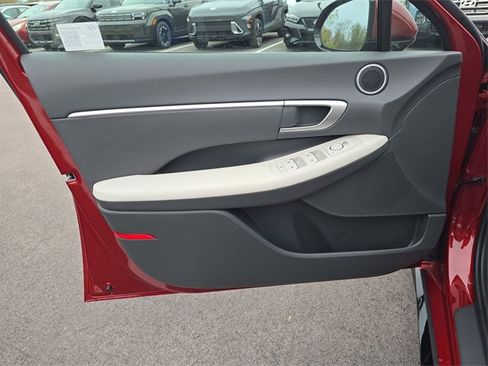 New 2025 Hyundai Sonata SEL image 13