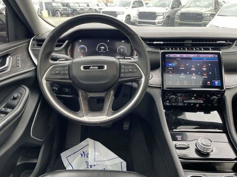 Certified 2022 Jeep Grand Cherokee L Limited image 23