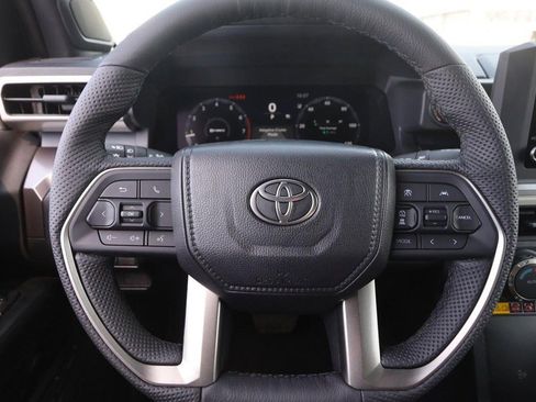 New 2026 Toyota Tacoma TRD Off-Road w/ TRD Off Road Upgrade Package AWD/4WD image 10