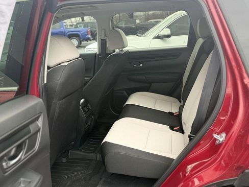 Certified 2025 Honda CR-V EX image 34