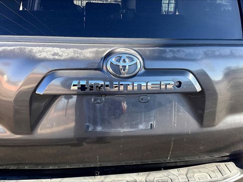Used 2016 Toyota 4Runner SR5 image 10