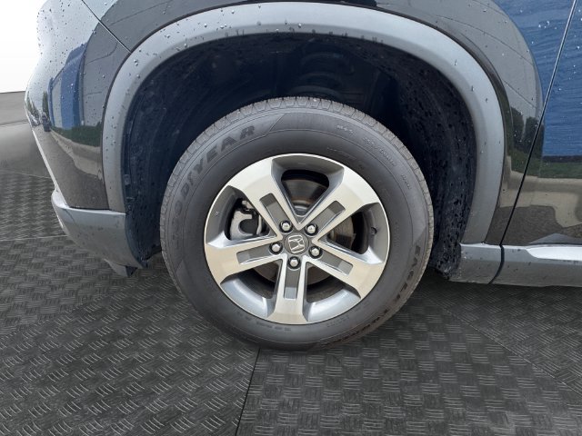 Used 2025 Honda Pilot EX-L image 13