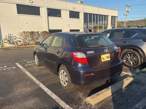 Used 2011 Toyota Matrix image 13