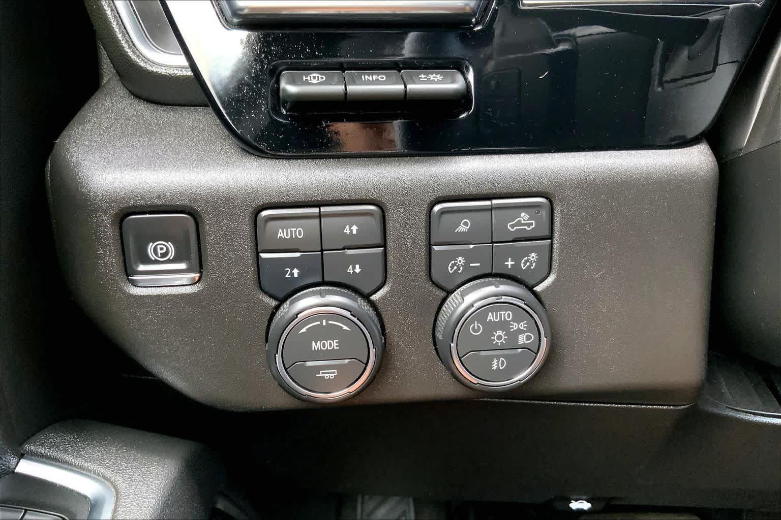 Certified 2026 Chevrolet Silverado 1500 LTZ w/ Technology Package AWD/4WD image 35