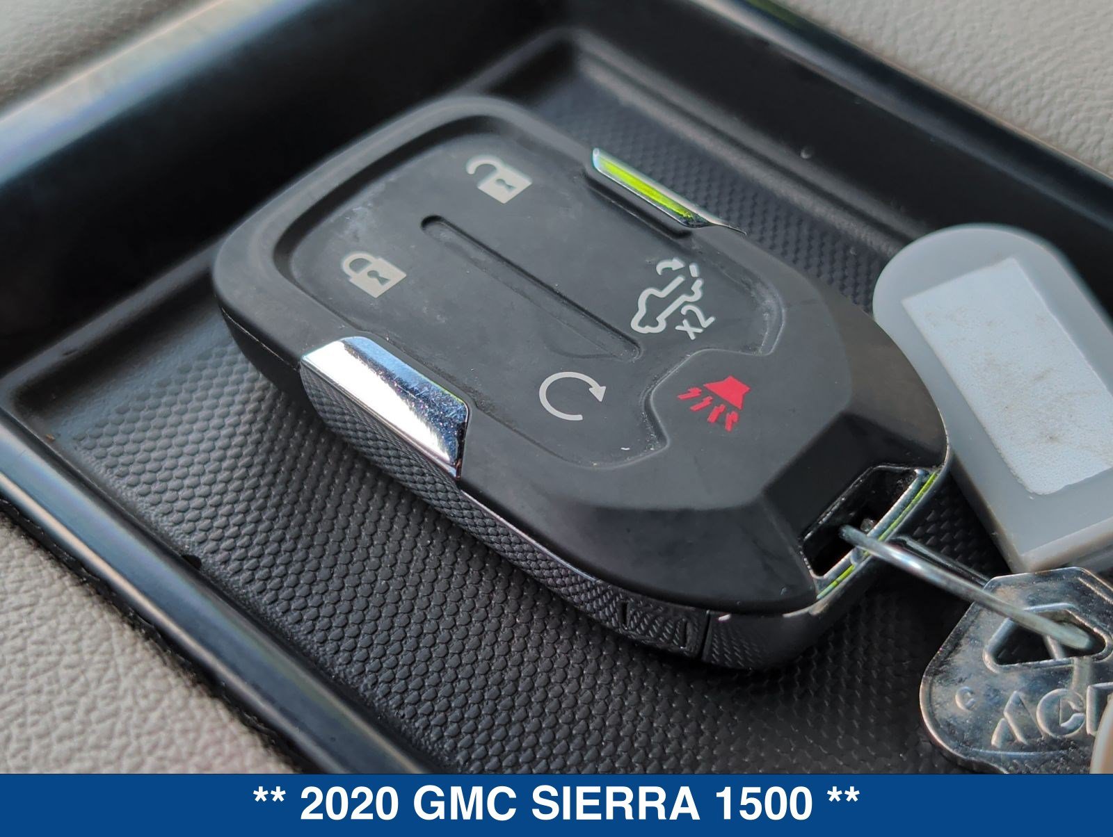 Used 2020 GMC Sierra 1500 SLT w/ SLT Premium Plus Package RWD image 34