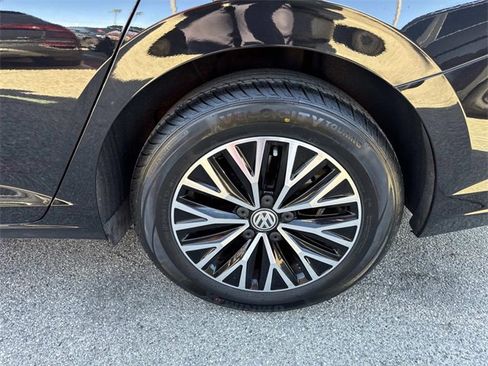Certified 2021 Volkswagen Jetta S image 6