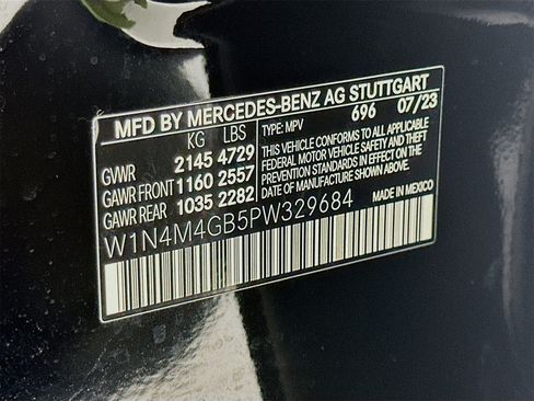 Certified 2023 Mercedes-Benz GLB 250 image 33