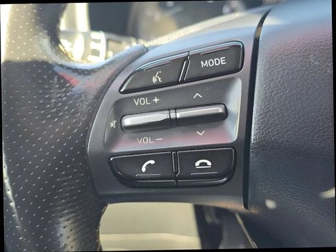 Used 2020 Hyundai Kona Ultimate AWD/4WD image 23