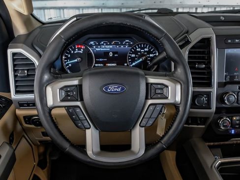 Used 2019 Ford F250 Lariat w/ Lariat Value Package image 15