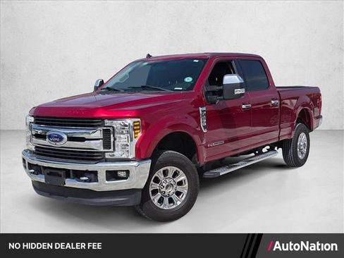 Used 2019 Ford F250 XLT w/ XLT Premium Package AWD/4WD image 1