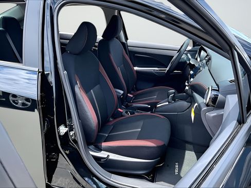 Certified 2025 Nissan Versa SR w/ Trunk Package FWD image 28