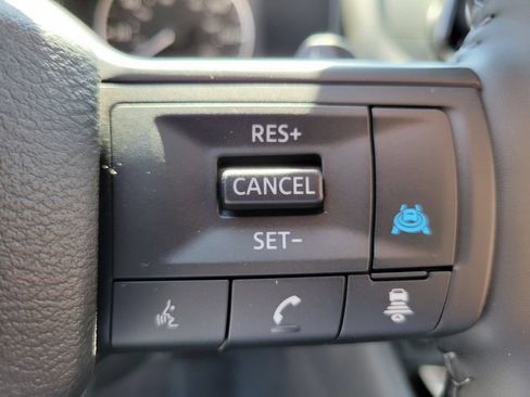 New 2025 Nissan Rogue SV AWD/4WD image 30