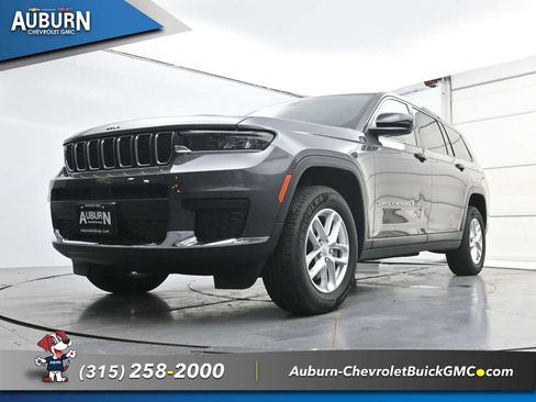 Used 2023 Jeep Grand Cherokee L Laredo AWD/4WD image 21
