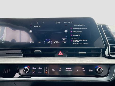Certified 2023 Kia Sportage X-Line w/ X-Line Premium Package AWD/4WD image 19