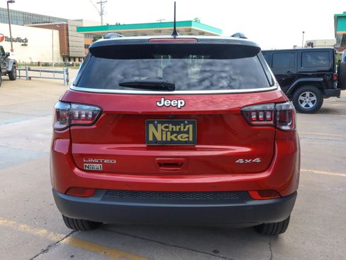 Used 2025 Jeep Compass Limited AWD/4WD image 6