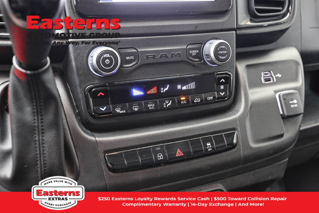 Used 2025 RAM ProMaster 2500 w/ Convenience Group FWD image 19