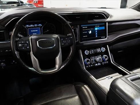 Used 2021 GMC Yukon XL Denali w/ Denali Ultimate Package image 14