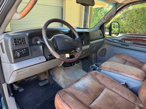 Used 2004 Ford F350 XLT AWD/4WD image 14