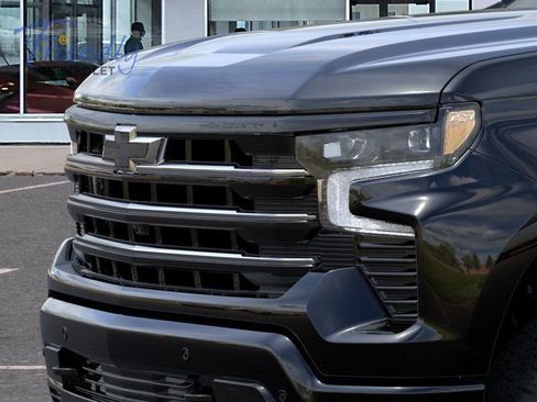 New 2026 Chevrolet Silverado 1500 High Country w/ Midnight Edition AWD/4WD image 13
