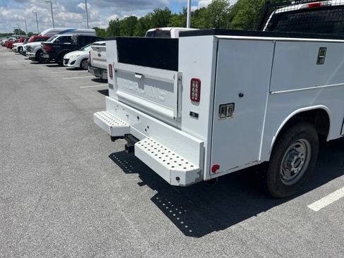 Used 2021 Ford F250 XL w/ Power Equipment Group AWD/4WD image 8